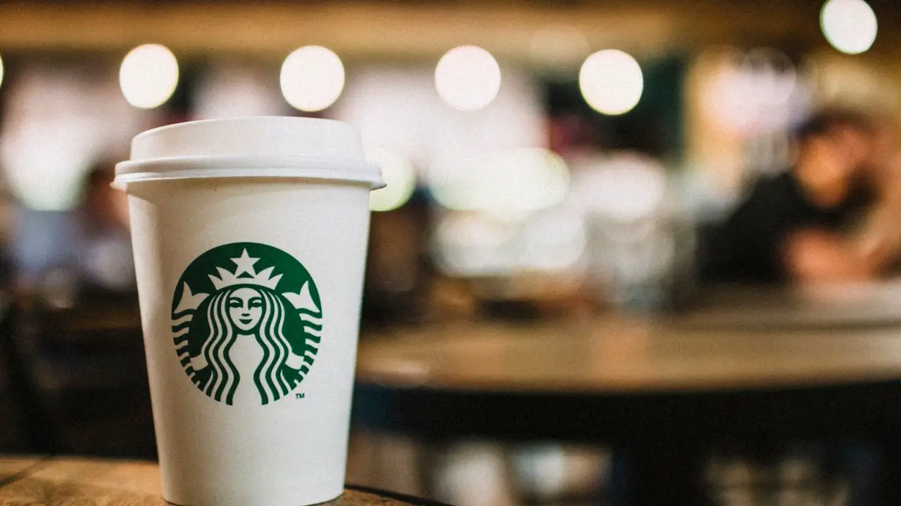 Does Starbucks Have Decaf espresso? 7 Best Decaf Drinks!